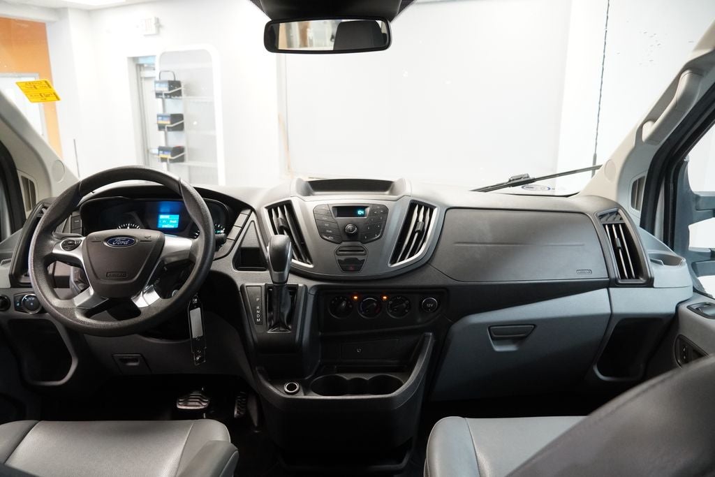 2017 Ford Transit-350 XL ( 15-PASSENGER )
