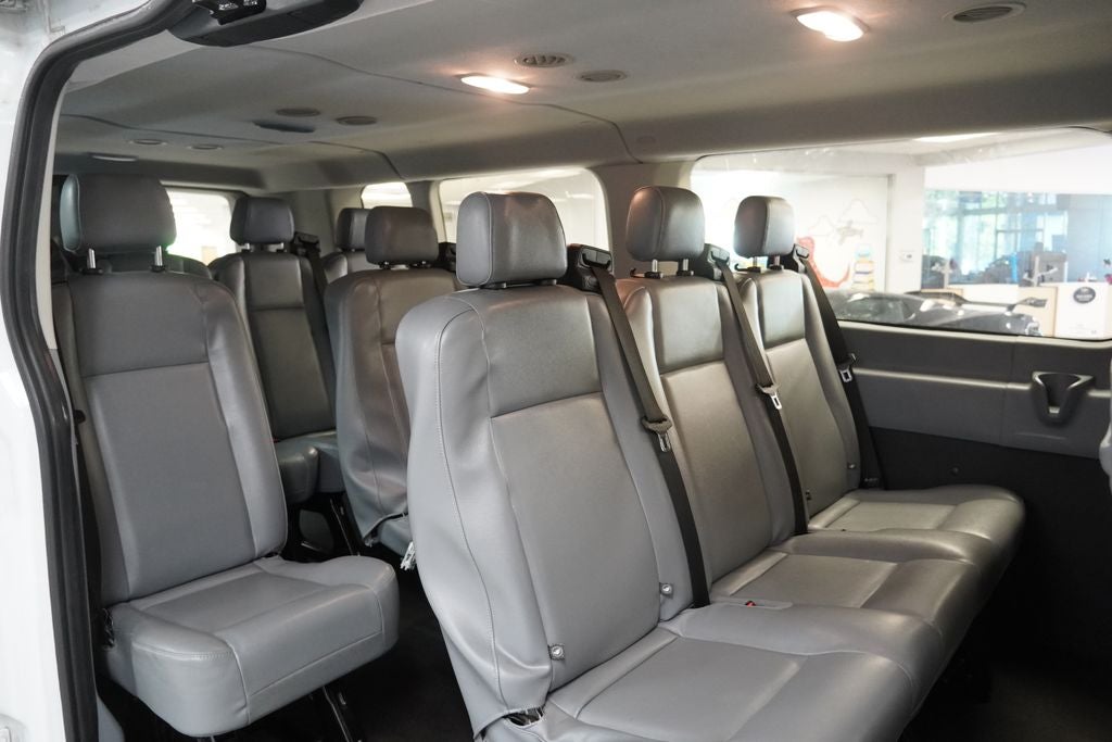 2017 Ford Transit-350 XL ( 15-PASSENGER )
