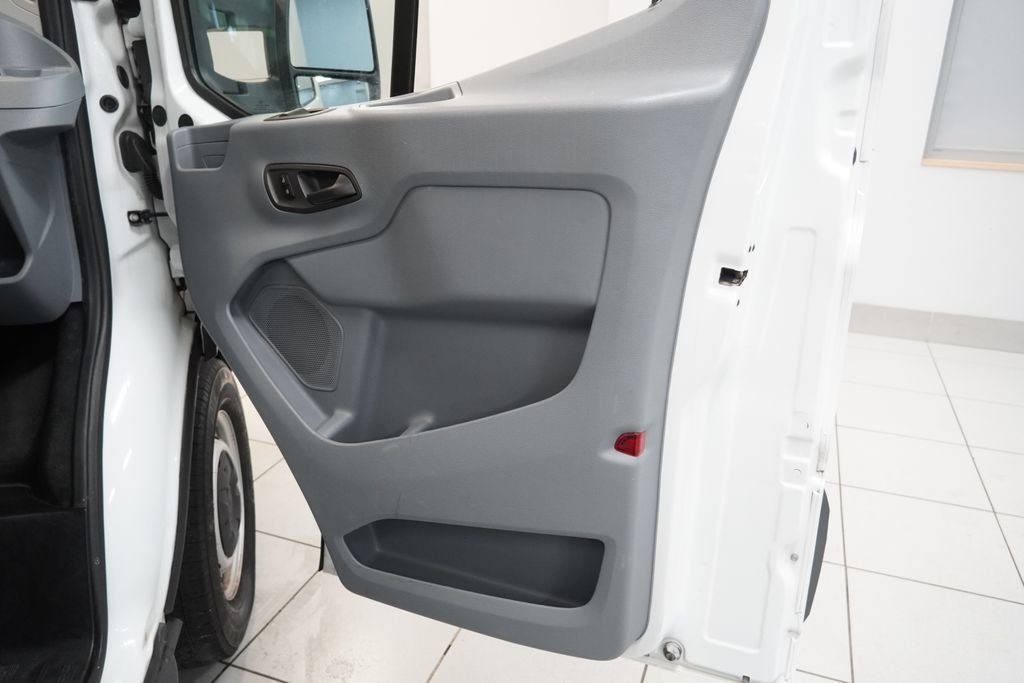 2017 Ford Transit-350 XL ( 15-PASSENGER )