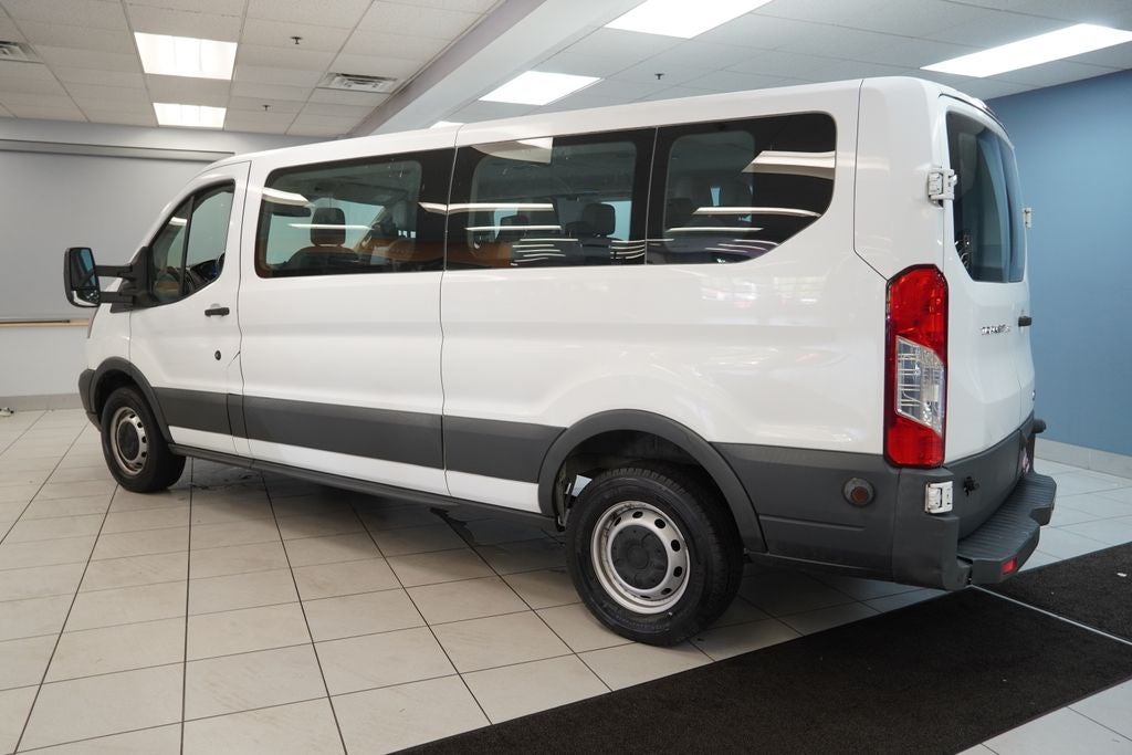 2017 Ford Transit-350 XL ( 15-PASSENGER )