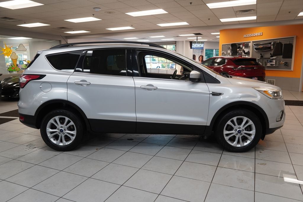 2018 Ford Escape SEL ( 4WD )
