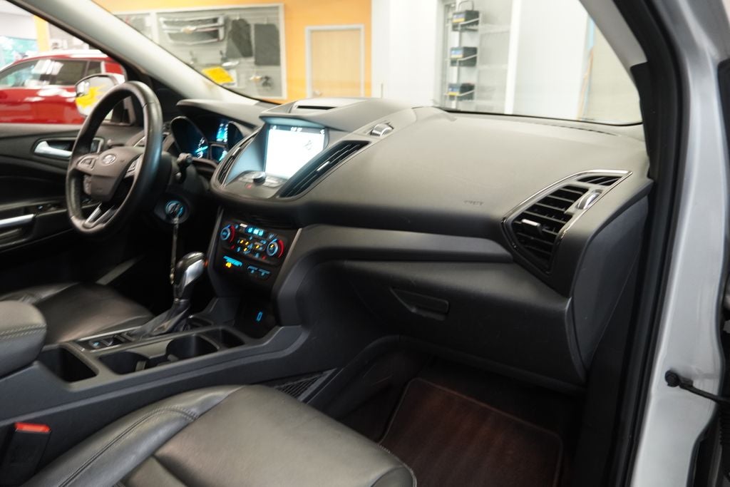 2018 Ford Escape SEL ( 4WD )