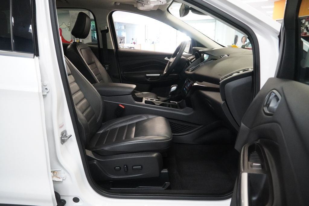 2019 Ford Escape Titanium 4WD