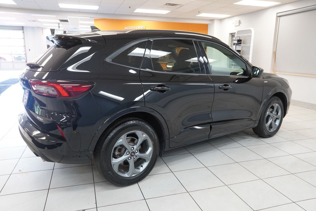 2023 Ford Escape ST-Line Select AWD