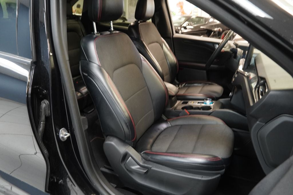 2023 Ford Escape ST-Line Select AWD