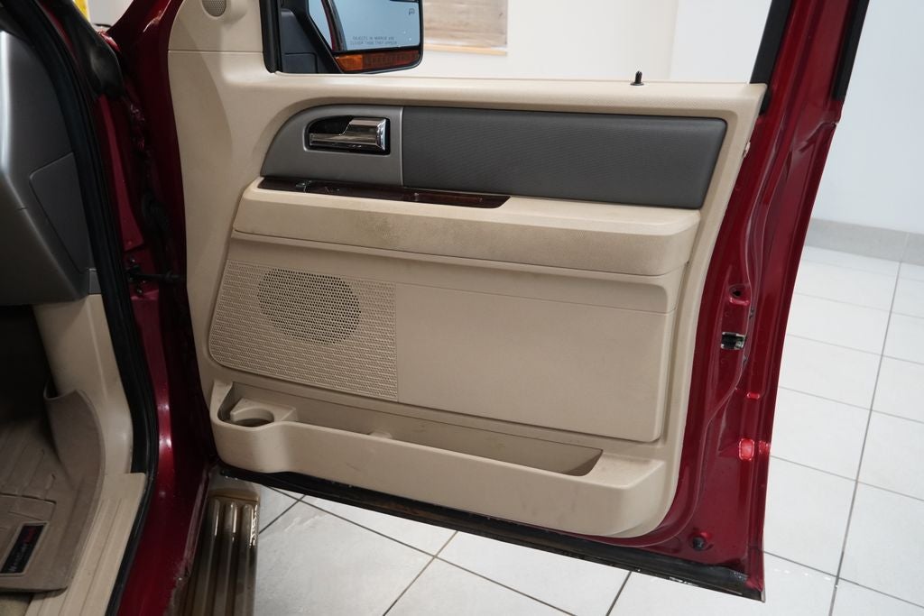 2014 Ford Expedition XLT 4WD ( PRE-AUCTION )