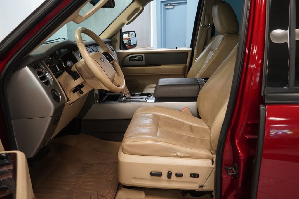 2014 Ford Expedition XLT 4WD ( PRE-AUCTION )