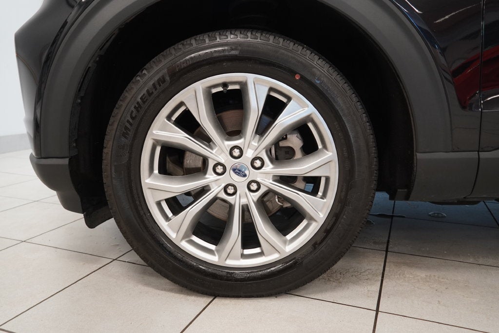 2024 Ford Explorer XLT (4WD)