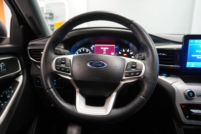 2024 Ford Explorer XLT (4WD)