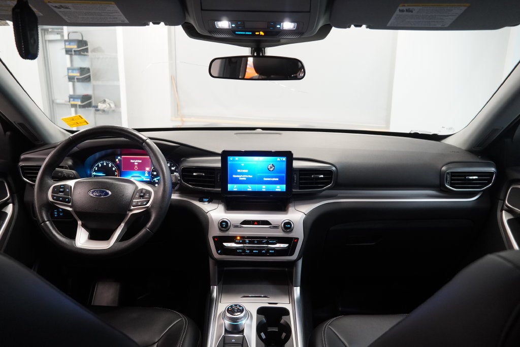 2024 Ford Explorer XLT (4WD)