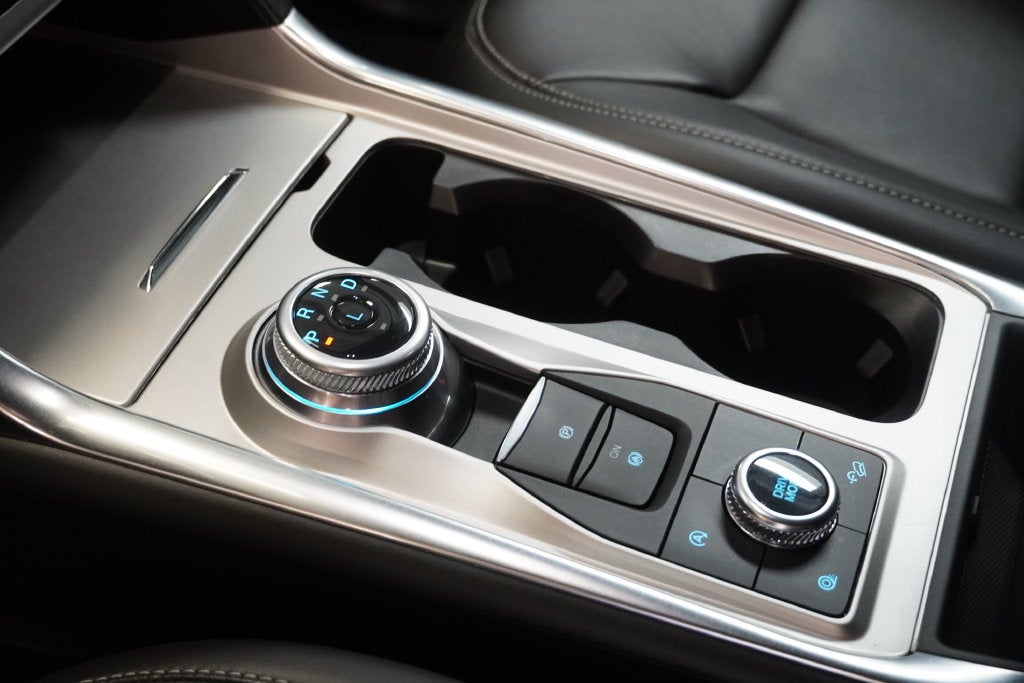 2024 Ford Explorer XLT (4WD)