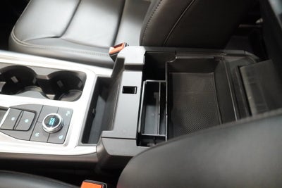 2024 Ford Explorer XLT (4WD)