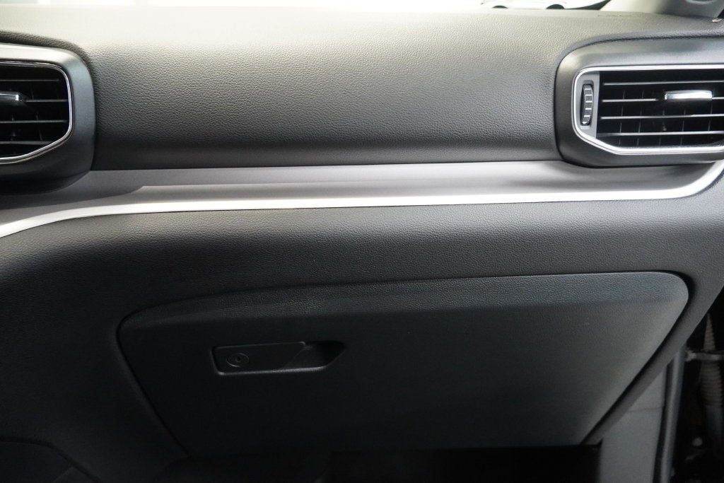 2024 Ford Explorer XLT (4WD)