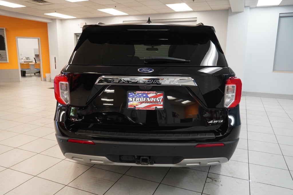 2024 Ford Explorer XLT (4WD)
