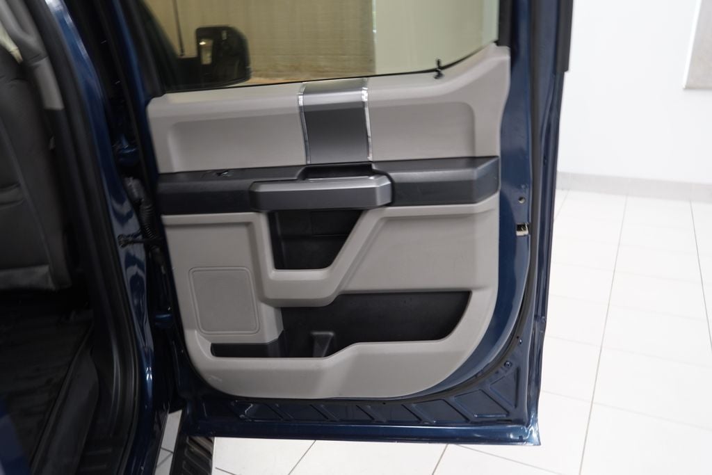 2020 Ford F-150 XLT CREW CAB 4X4