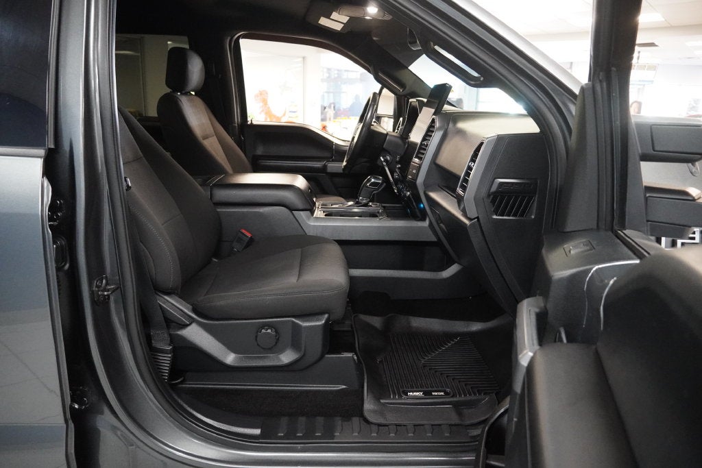 2018 Ford F-150 XLT CREW CAB (4X4)