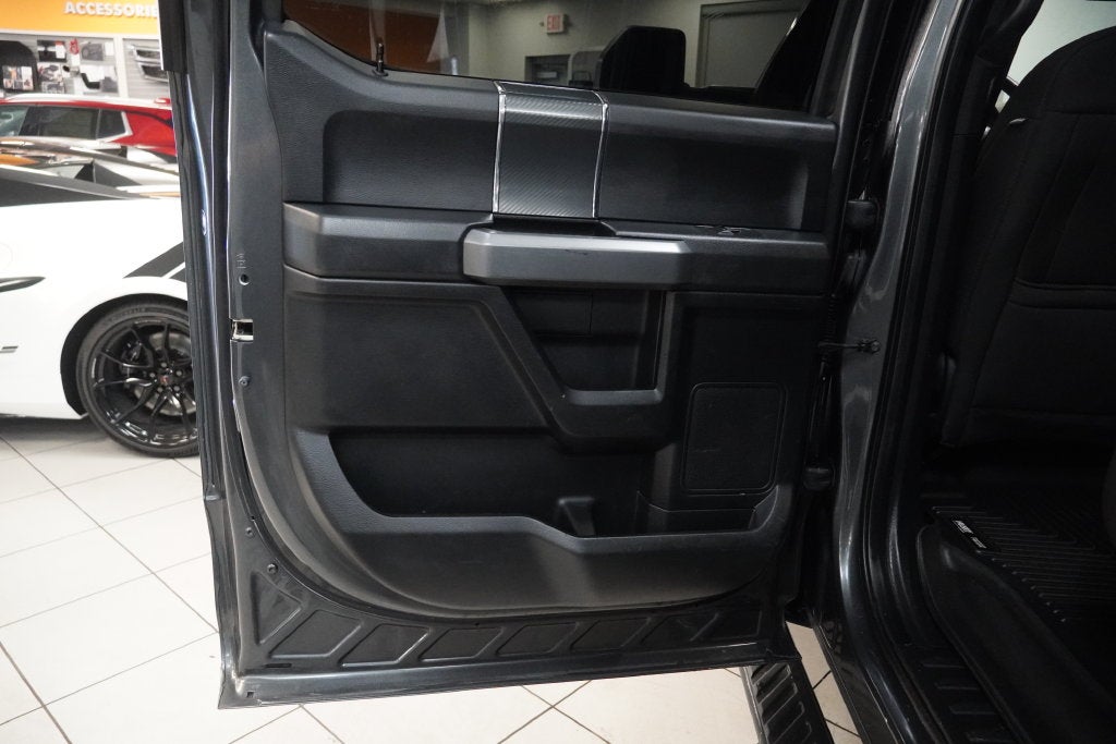 2018 Ford F-150 XLT CREW CAB (4X4)