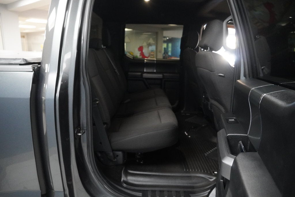 2018 Ford F-150 XLT CREW CAB (4X4)