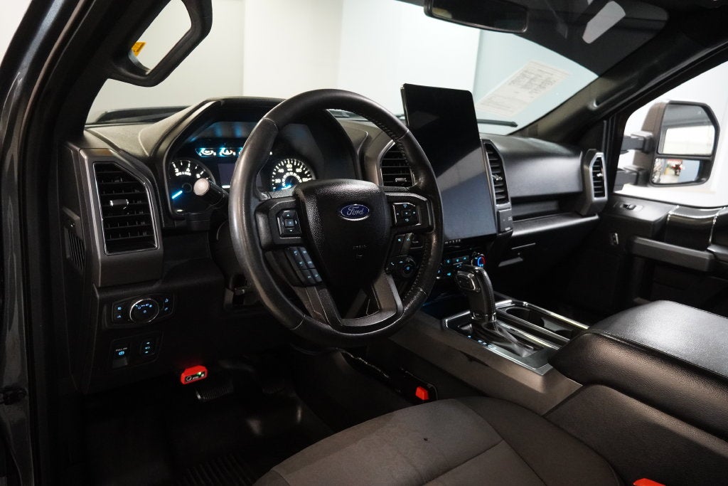2018 Ford F-150 XLT CREW CAB (4X4)