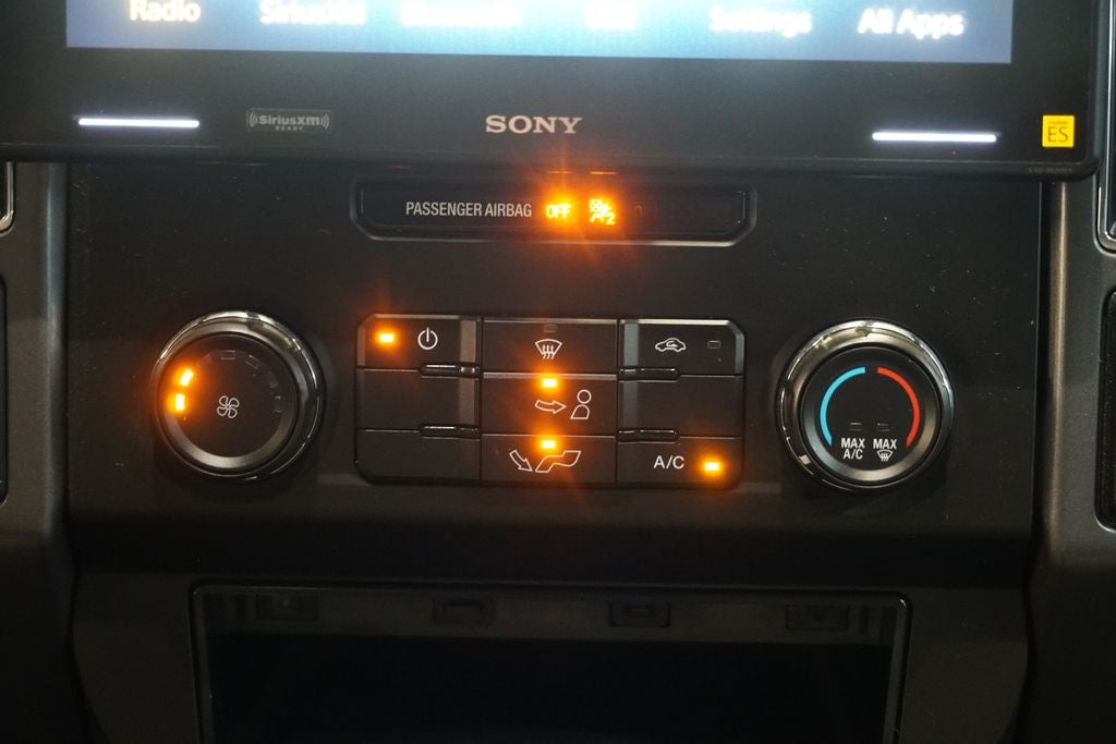 2017 Ford F-150 XLT CREW CAB 4X4