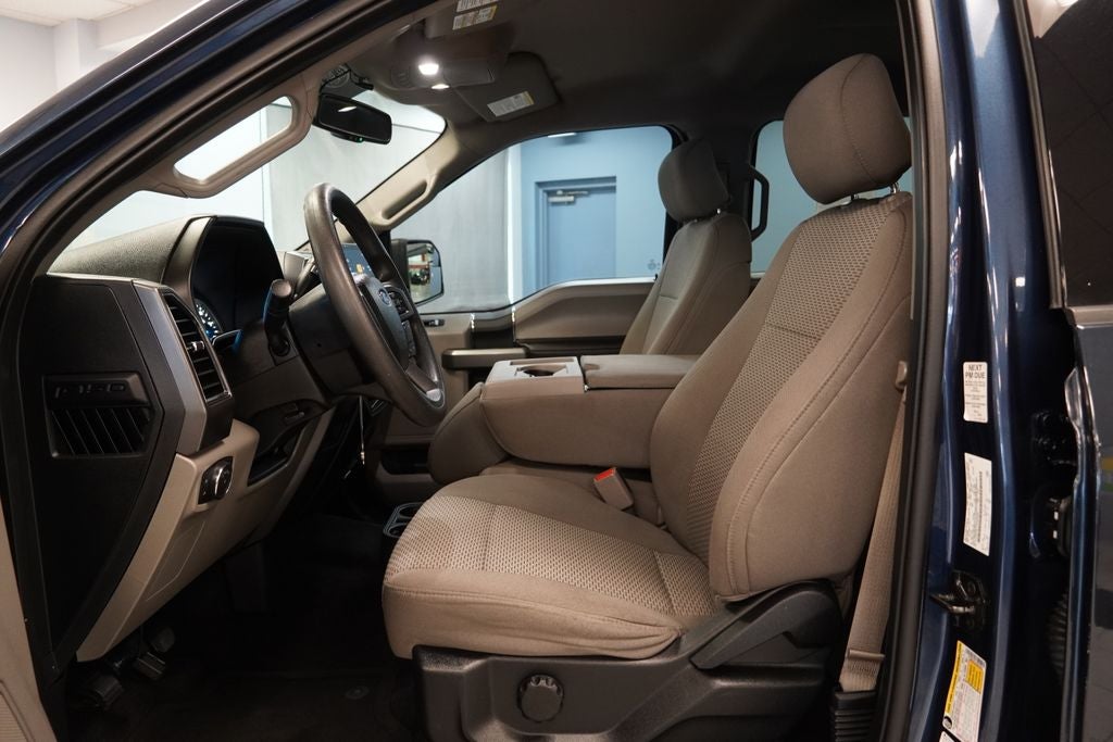 2017 Ford F-150 XLT CREW CAB 4X4