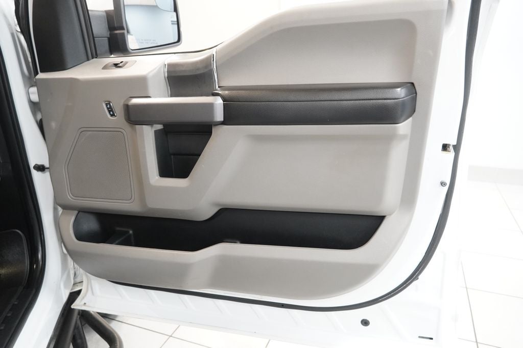 2015 Ford F-150 XLT CREW CAB 4X4