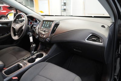 2019 Chevrolet Cruze LS