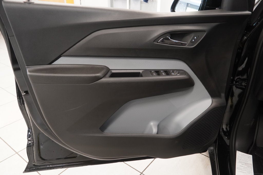 2027 Chevrolet Bolt EV LT