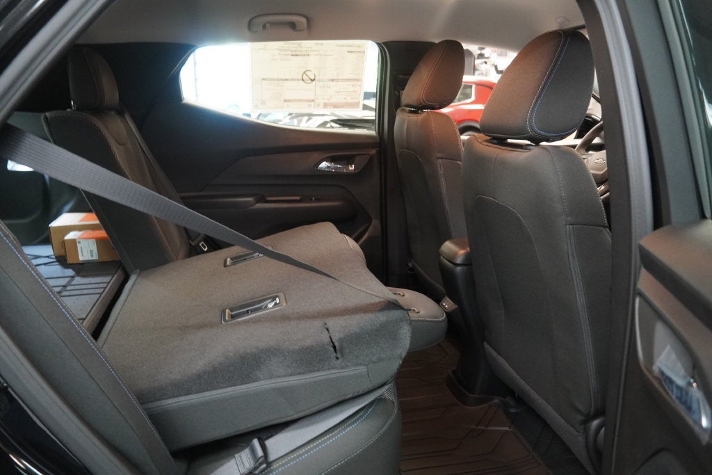 2027 Chevrolet Bolt EV LT