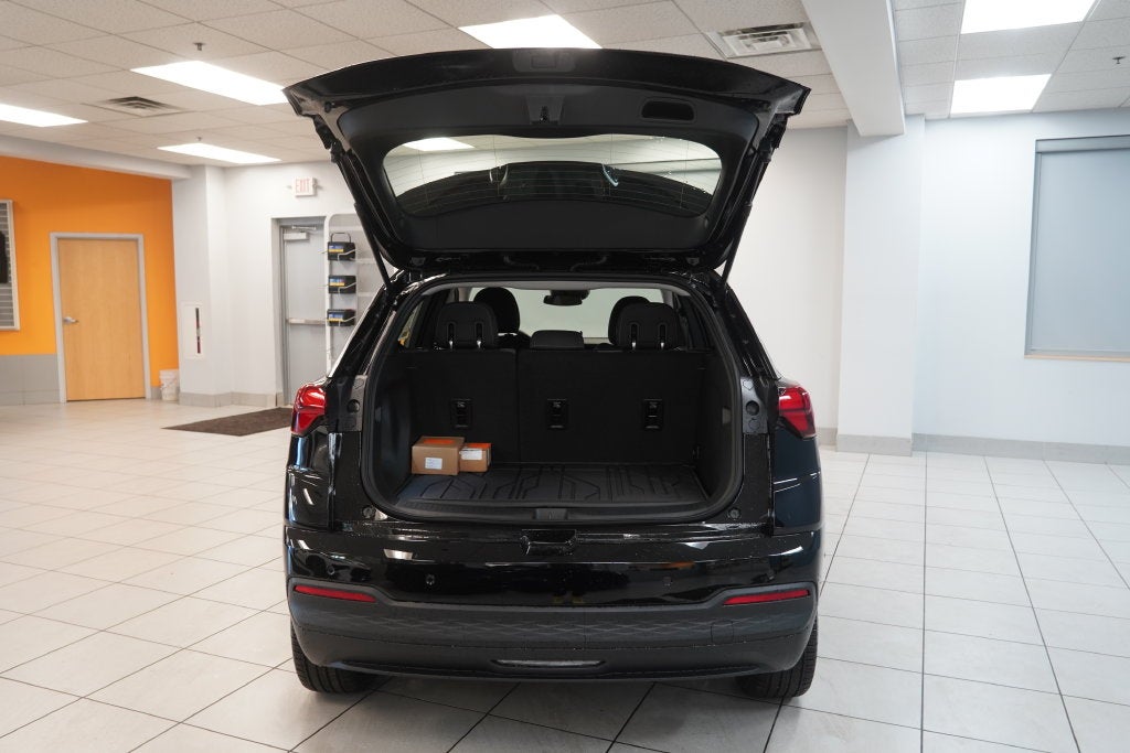 2027 Chevrolet Bolt EV LT