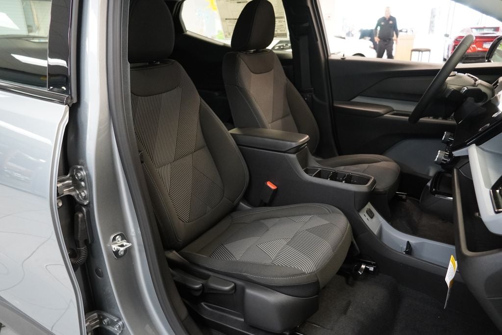 2027 Chevrolet Bolt EV LT