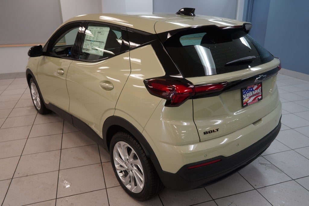 2027 Chevrolet Bolt EV LT