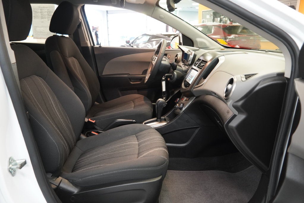 2016 Chevrolet Sonic LT
