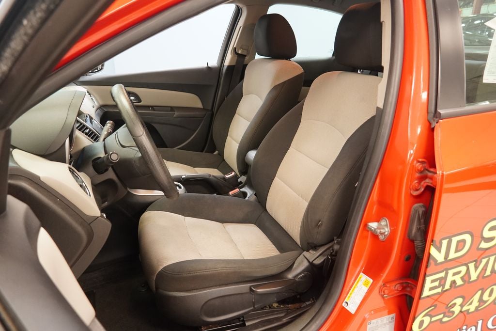 2015 Chevrolet Cruze LS (PRE - AUCTION SPECIAL )