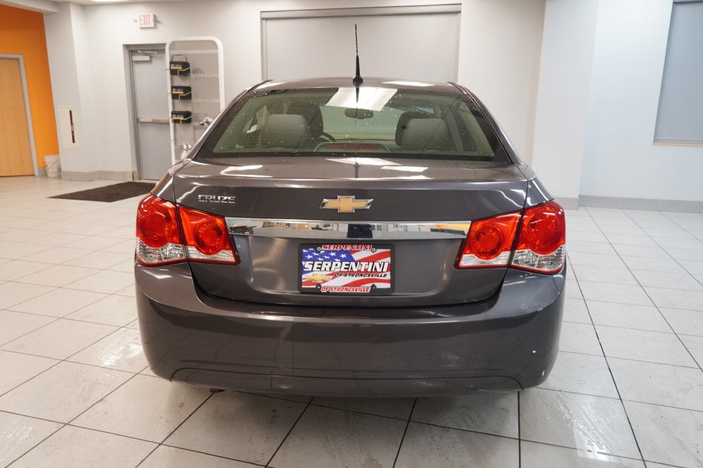 2011 Chevrolet Cruze LS ( PRE-AUCTION )