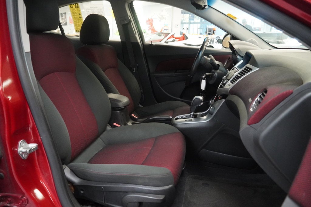 2011 Chevrolet Cruze 1LT (PRE-AUCTION )