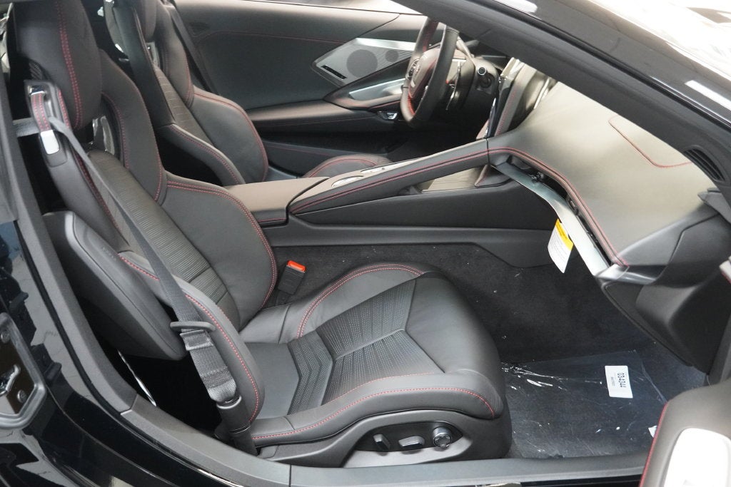 2027 Chevrolet Corvette Stingray 2LT