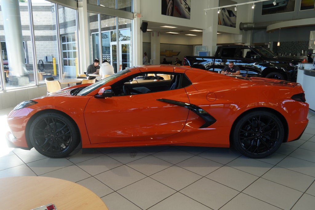 2027 Chevrolet Corvette Stingray 2LT