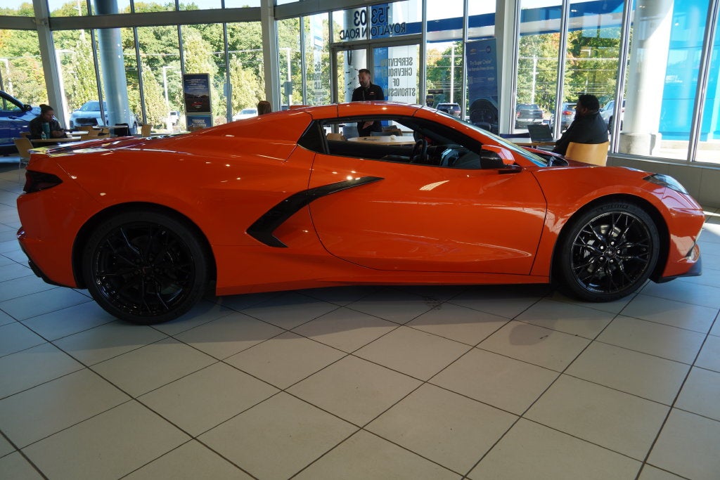 2027 Chevrolet Corvette Stingray 2LT