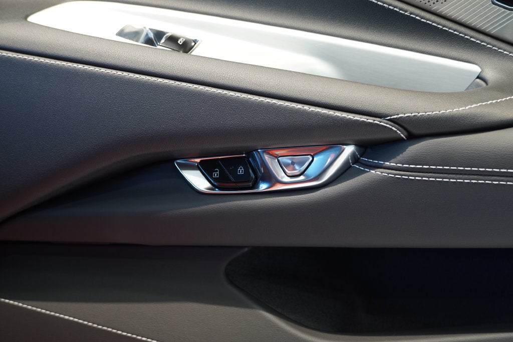 2027 Chevrolet Corvette Stingray 2LT
