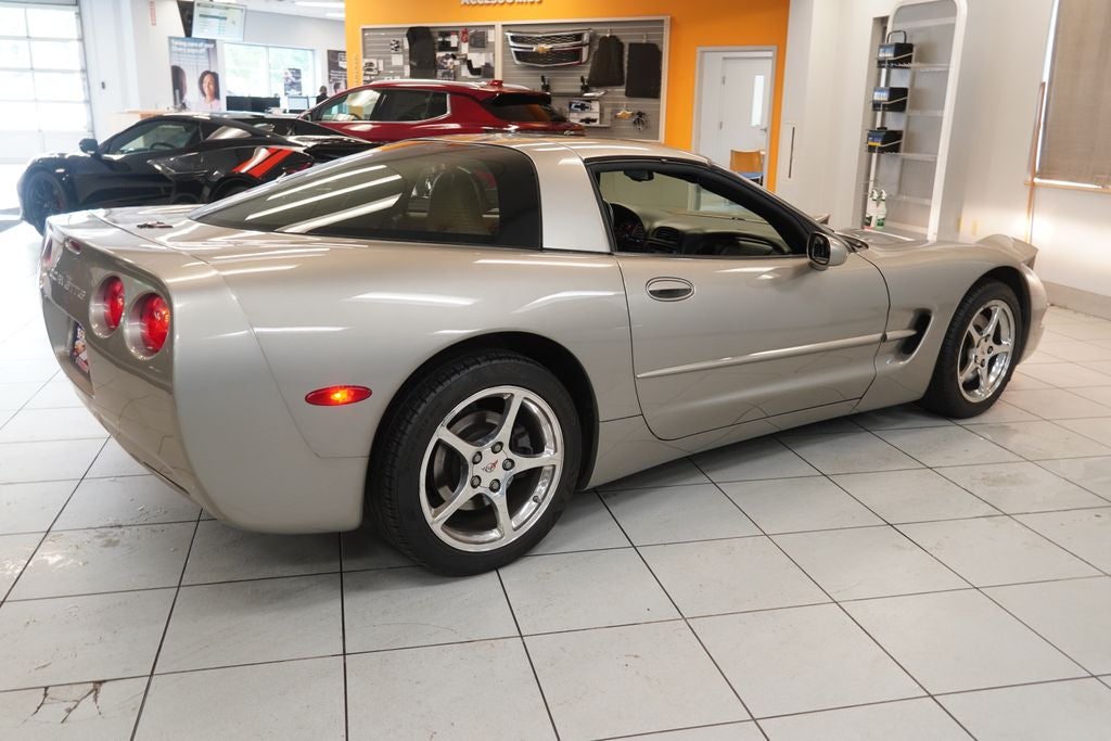 2002 Chevrolet Corvette Base