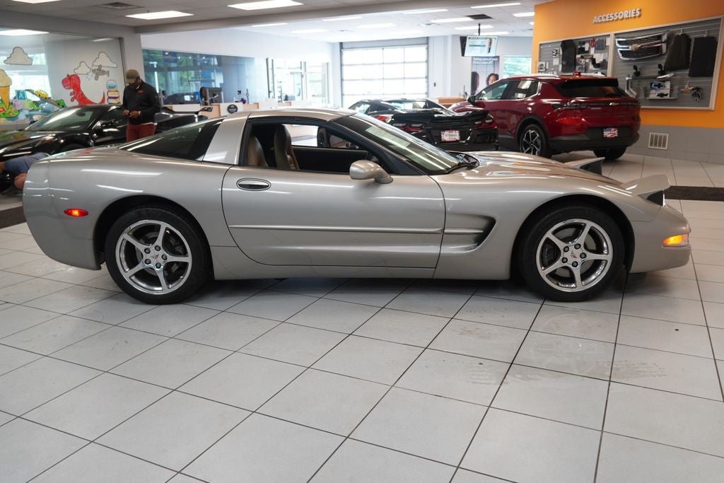 2002 Chevrolet Corvette Base