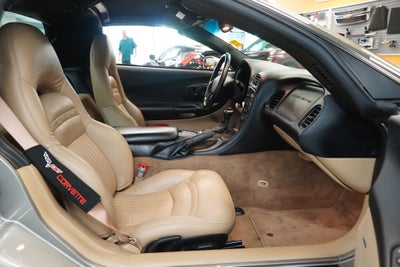 2002 Chevrolet Corvette Base