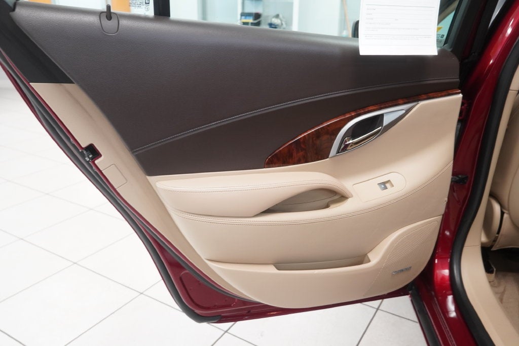 2010 Buick LaCrosse CXS /SUNROOF