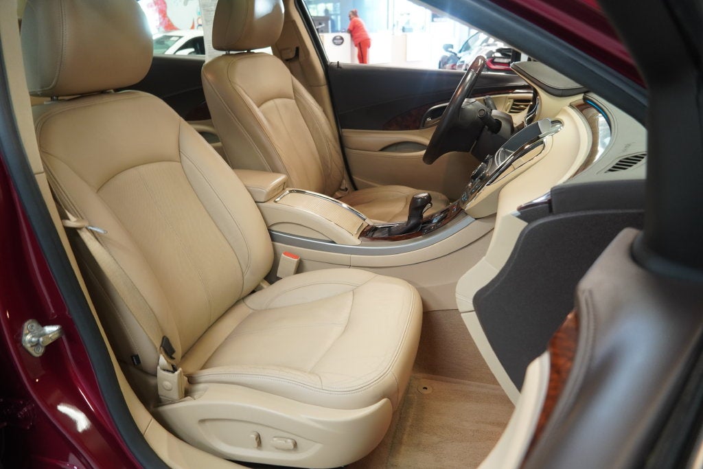 2010 Buick LaCrosse CXS /SUNROOF