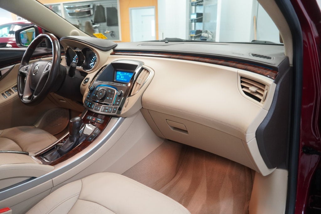 2010 Buick LaCrosse CXS /SUNROOF