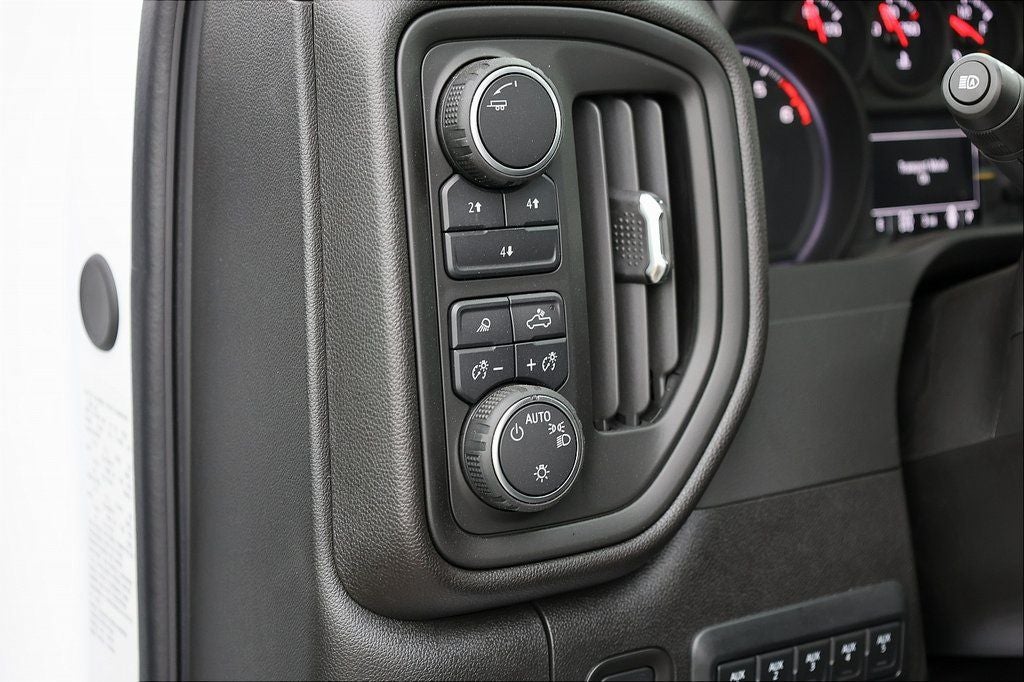 2025 Chevrolet Silverado 3500HD Work Truck