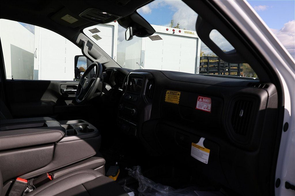 2025 Chevrolet Silverado 3500HD Work Truck