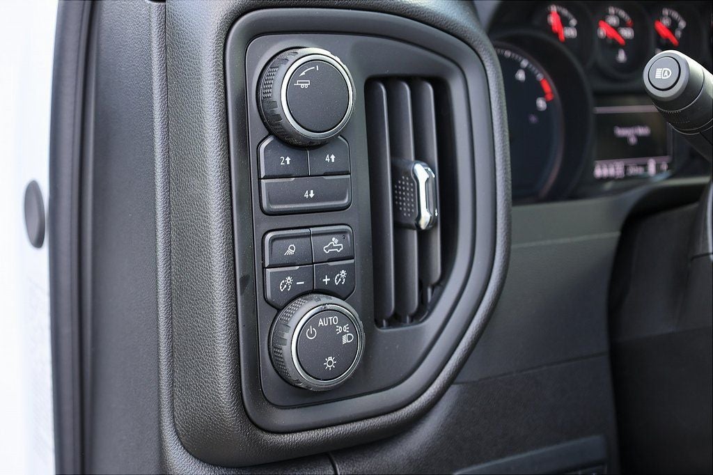 2025 Chevrolet Silverado 3500HD Work Truck
