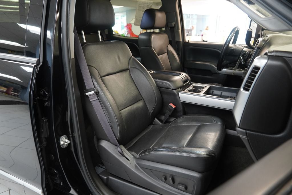2015 Chevrolet Silverado 2500HD LTZ CREW CAB 4X4
